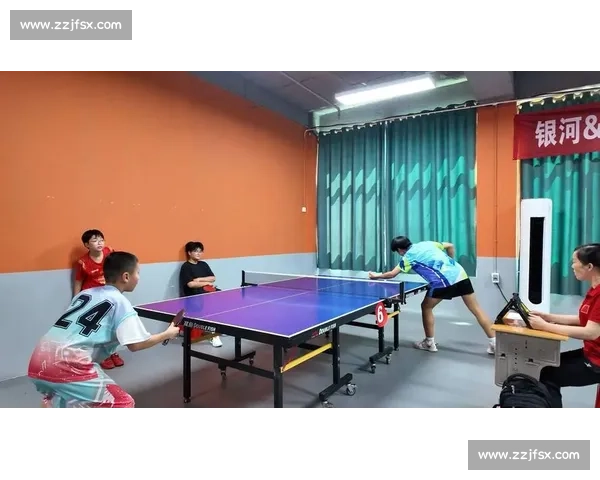 激烈角逐乒乓球赛场新星崭露头角精彩瞬间展现运动员非凡技艺 - 副本 - 副本 (2)